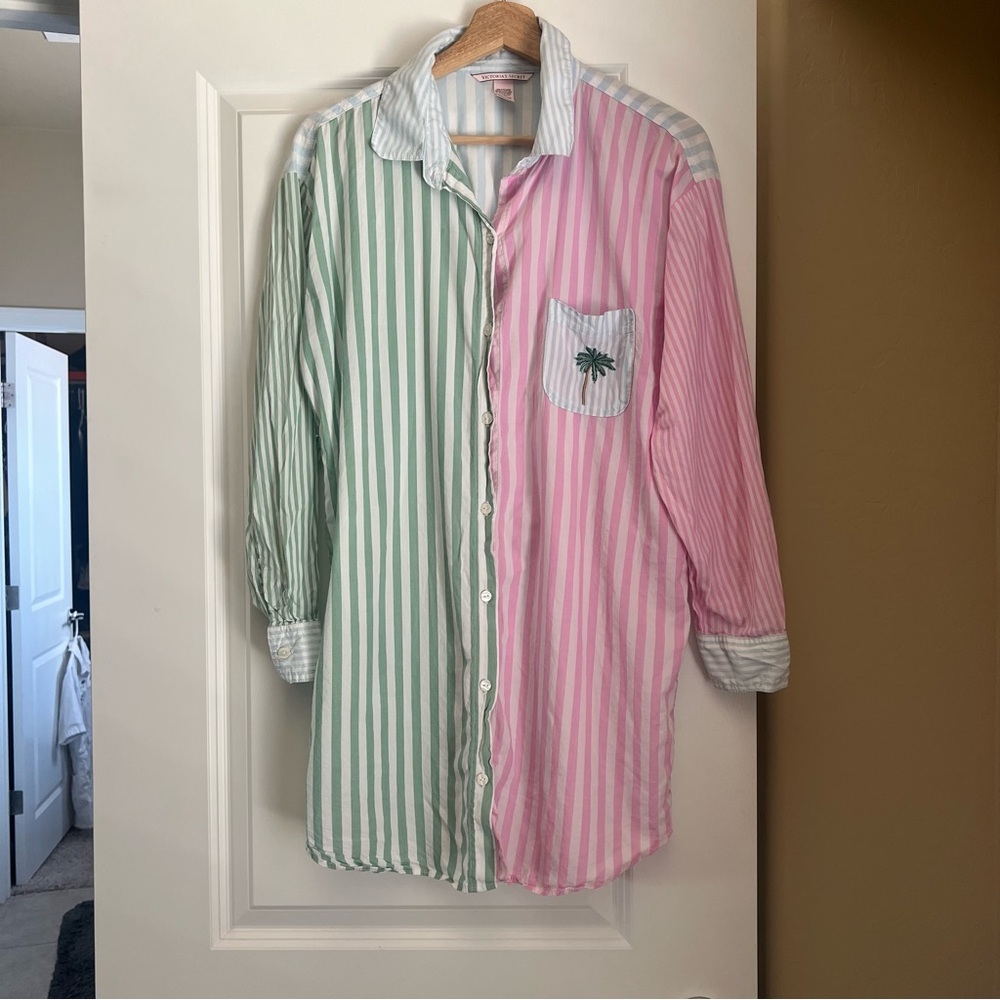 Victoria’s Secret Lounge Shirt size S